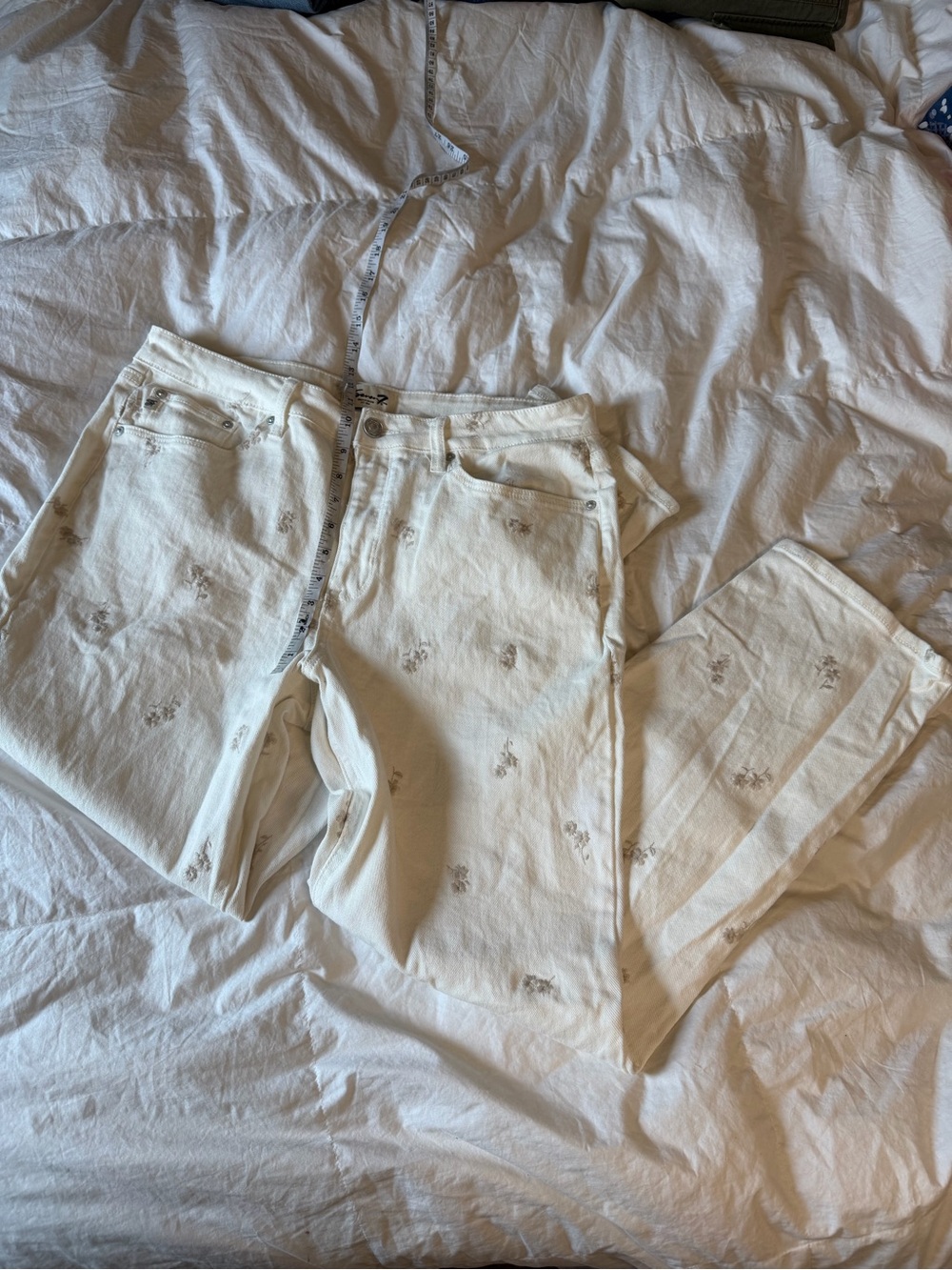 Seven7 Cream Straight-Leg Jeans with Subtle Embroidery